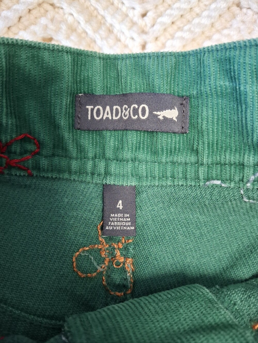 Toad&Co Organic Cotton Embroidered Green Corduroy Short Size 4 - Picture 4 of 5